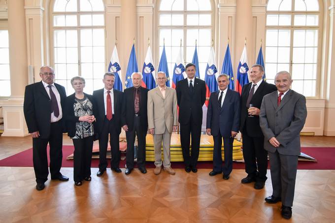 Predsedniška palača gostila izjemen gimnastični nastop veteranov športnega društva Sokol Bežigrad in seniorske skupine športnega kluba Flip Piran